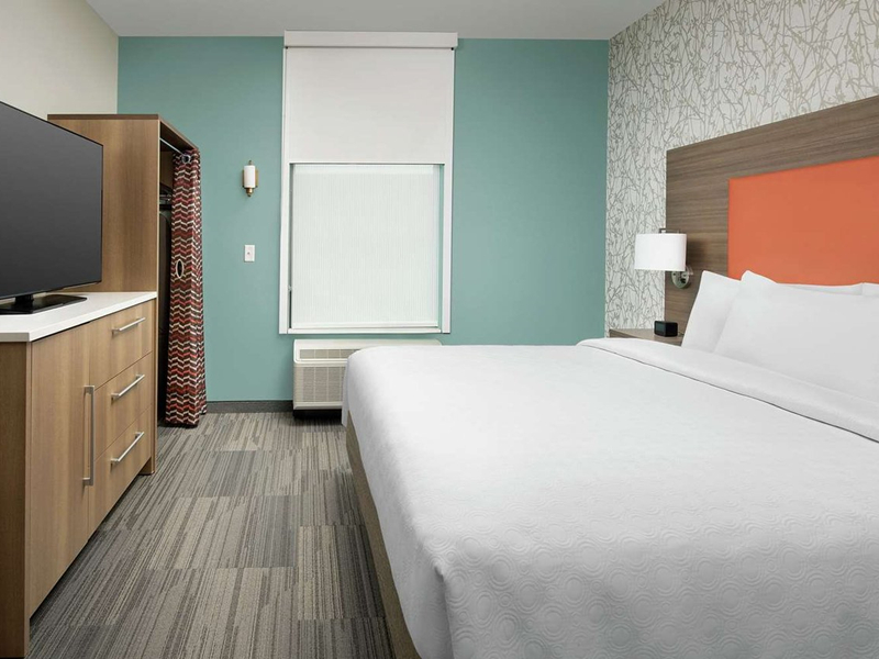 Inicio 2 Suites By Hilton Classic Hotel Furniture